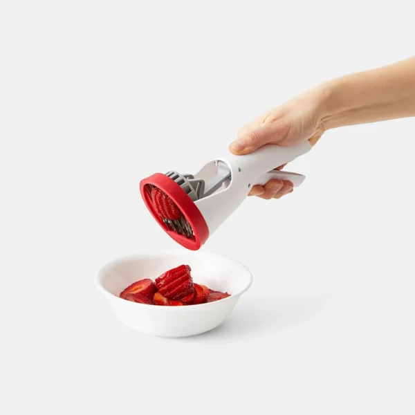 Chef'n Strawberry Slicester Slicer Hand-held 102-143-005